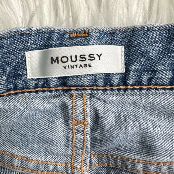 Moussy Mid Rise Distressed Jeans Size 26 - Picture 8 of 8